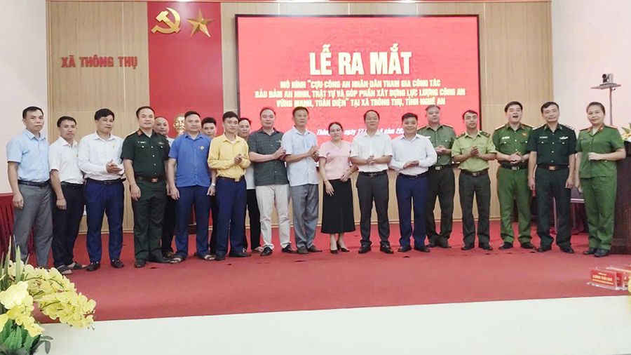  Ra mắt Ban chỉ đạo mô hình