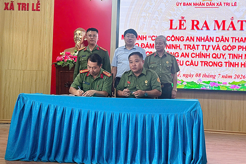  Ký cam kết thực hiện mô hình