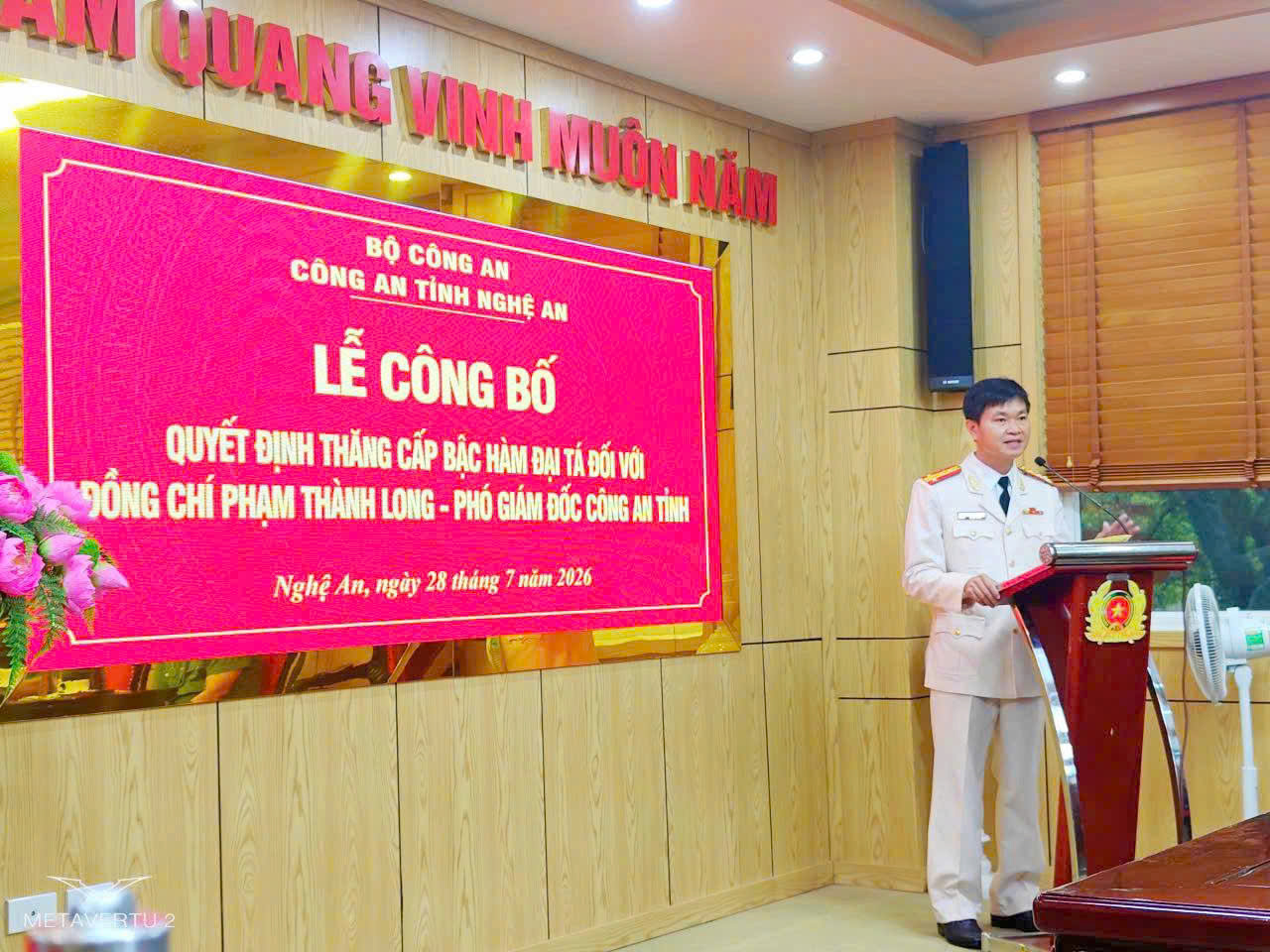 Đồng chí Đại tá Phạm Thành Long, Phó Giám đốc Công an tỉnh phát biểu tại buổi lễ