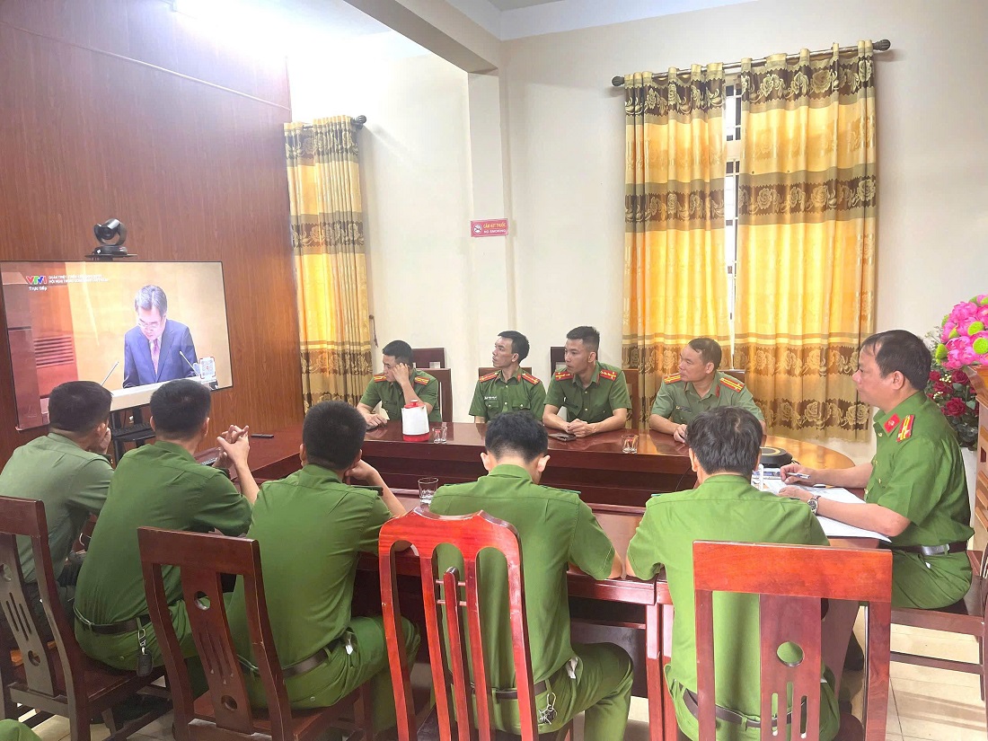 Một số hình ảnh tại điểm cầu Công an các đơn vị, địa phương 