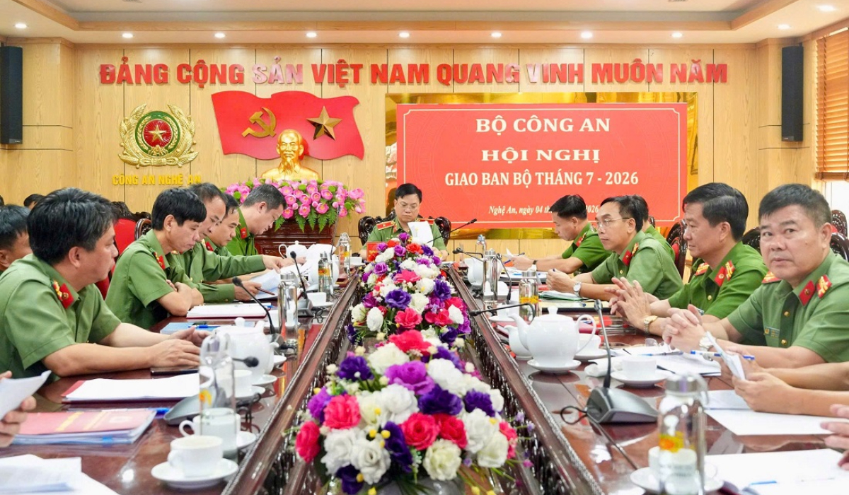 Lực lượng Công an nhân dân tiếp tục phát huy vai trò gương mẫu, đi đầu, phấn đấu hoàn thành xuất sắc mọi nhiệm vụ được giao