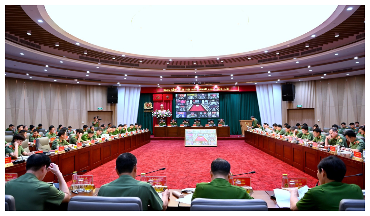 Lực lượng Công an nhân dân tiếp tục phát huy vai trò gương mẫu, đi đầu, phấn đấu hoàn thành xuất sắc mọi nhiệm vụ được giao