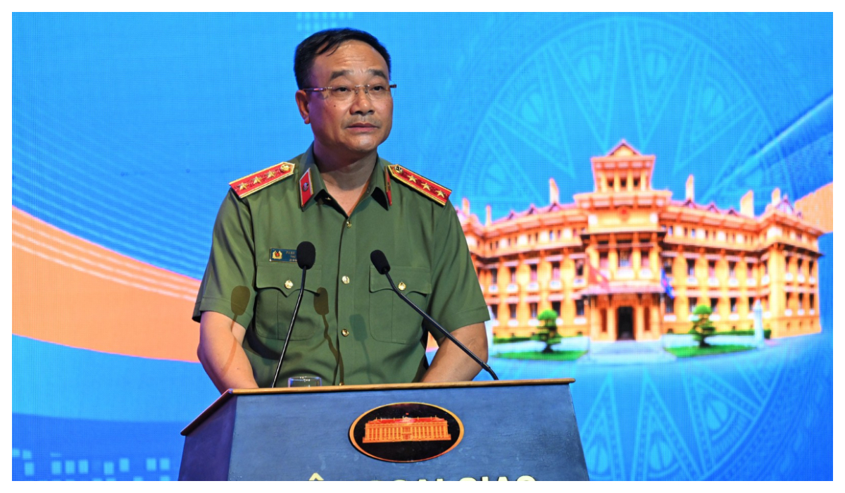 Nâng cao hiệu quả phối hợp giữa các cơ quan đại diện ở nước ngoài với lực lượng Công an