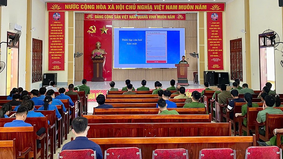 Tuyên truyền Luật Căn cước, hỗ trợ kích hoạt tài khoản định danh điện tử