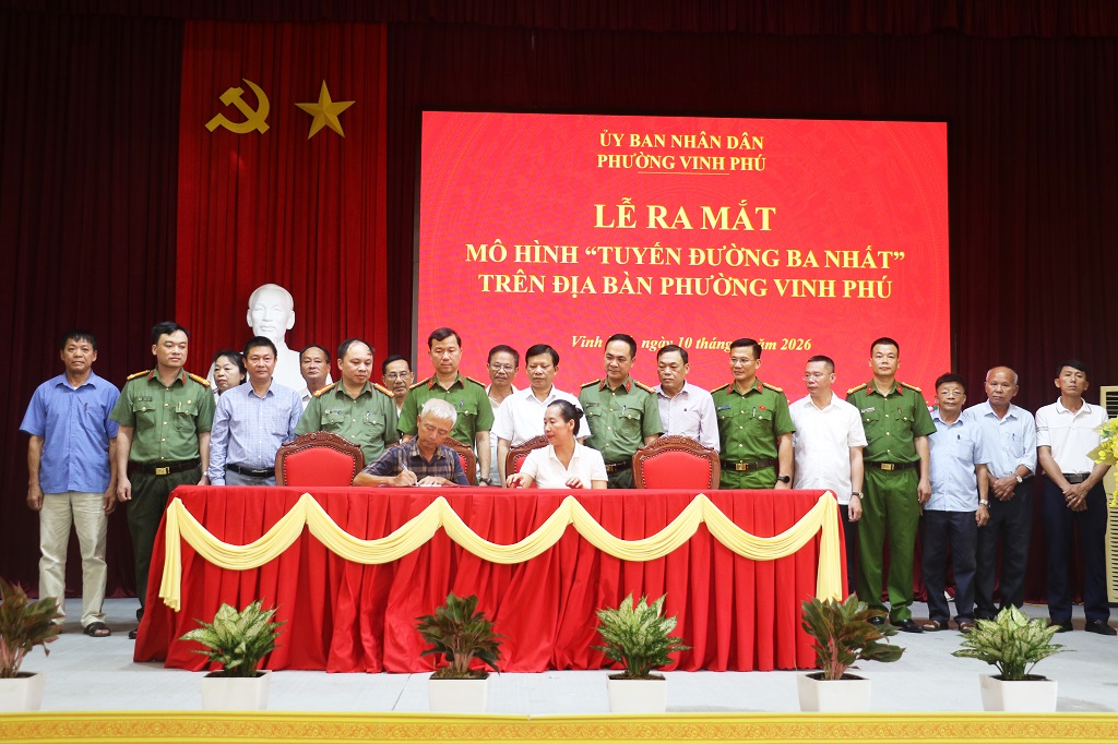 Ra mắt mô hình 