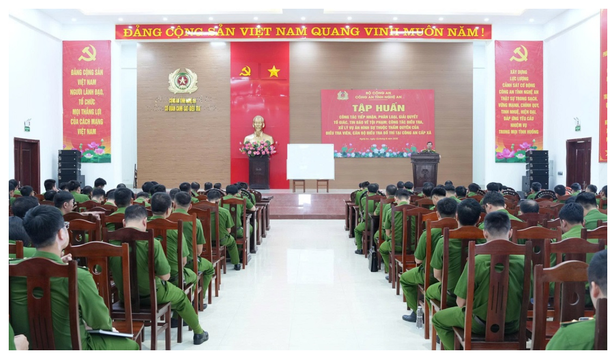 Công an tỉnh Nghệ An tập huấn công tác điều tra, giải quyết tố giác, tin báo về tội phạm cho lực lượng Công an xã