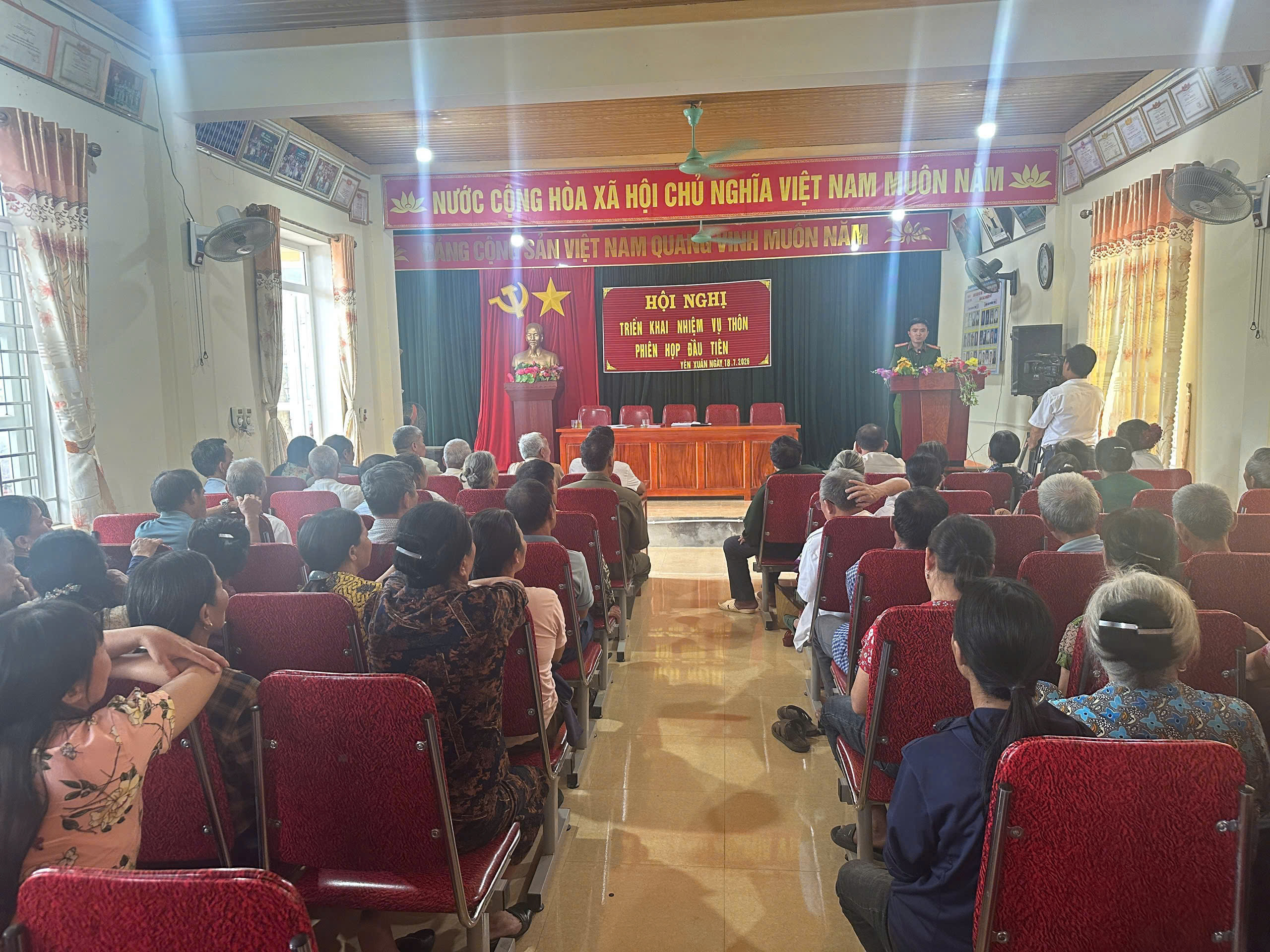 Công an xã Yên Xuân tuyên truyền pháp luật