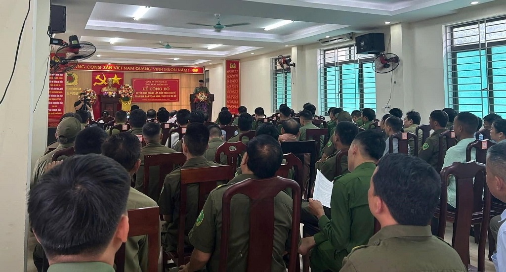 Xã Mường Xén công bố quyết định thành lập Tổ tham gia bảo vệ an ninh, trật tự ở cơ sở