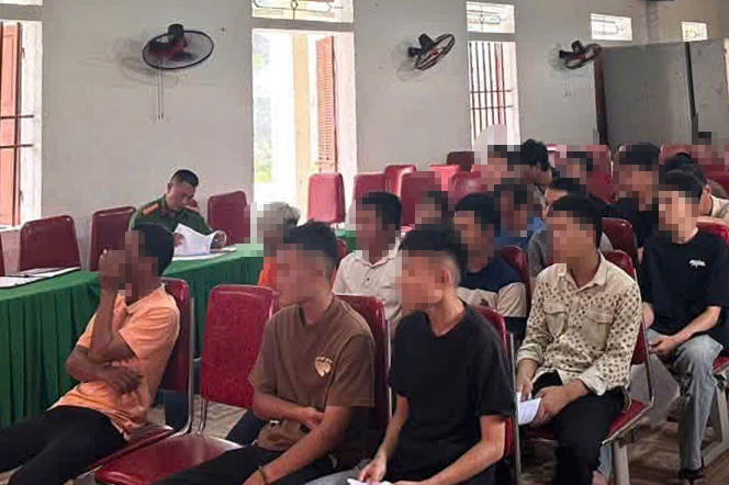 Tổ chức điểm danh, kiểm diện, tuyên truyền pháp luật và xét nghiệm ma túy đối với người chấp hành án tại cộng đồng