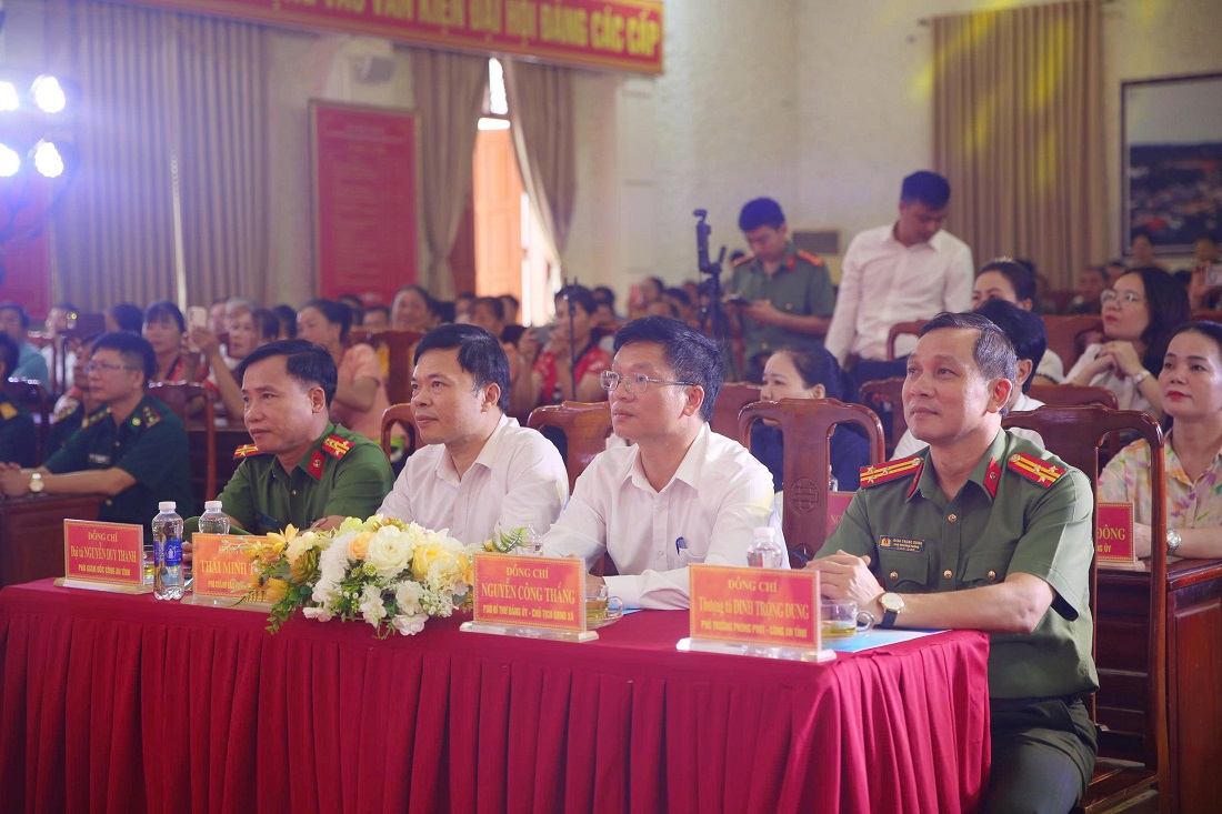 Đại biểu tham dự