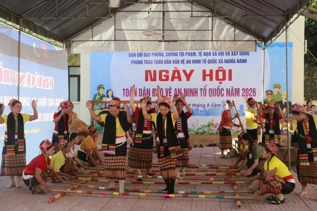 Đại biểu chung vui Ngày hội 