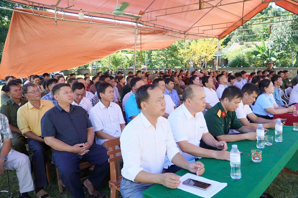 Đông đảo quần chúng Nhân dân hưởng ứng tham gia Ngày hội