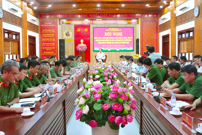 Toàn cảnh Hội nghị