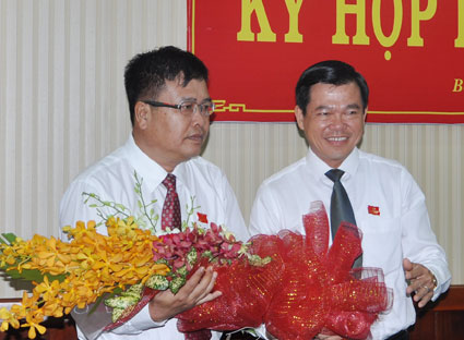 Mr. Nguyen Van Trinh elected PPC Chairman for term 2011-2016
