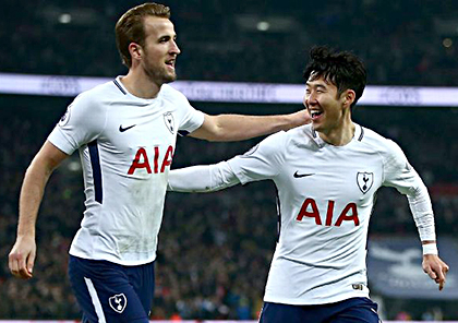 Son Heung-min (bìa phải) đang có phong độ tuyệt vời vào thời điểm này của mùa giải.