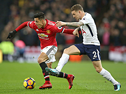 Alexis Sanchez có màn ra mắt không như mong đợi trong màu áo CLB mới M.U.