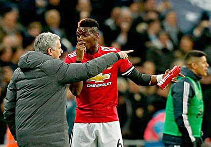 Pogba cho rằng mình không hề mâu thuẫn với Mourinho.