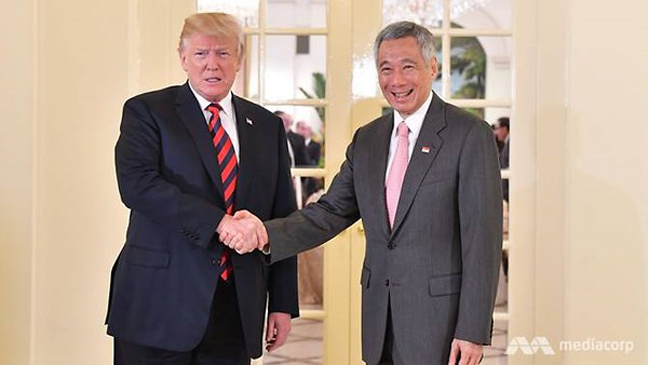 Tổng thống Mỹ Donald Trump và Thủ tướng Singapore Lý Hiển Long.