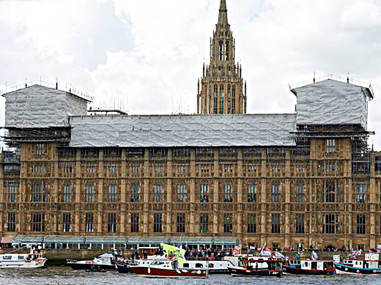 Quang cảnh tòa nhà Quốc hội Anh ở London. 