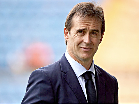 Julen Lopetegui đã bị Liên đoàn bóng đá Tây Ban Nha sa thải chỉ 1 ngày trước khi World Cup 2018 diễn ra.