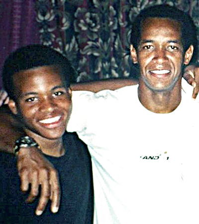 Lee Boyd Malvo (trái) và John Allen Muhammad.