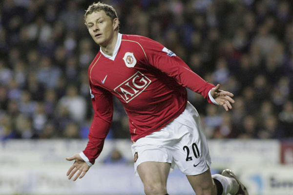 Solskjaer khi còn đang thi đấu cho Manchester United.