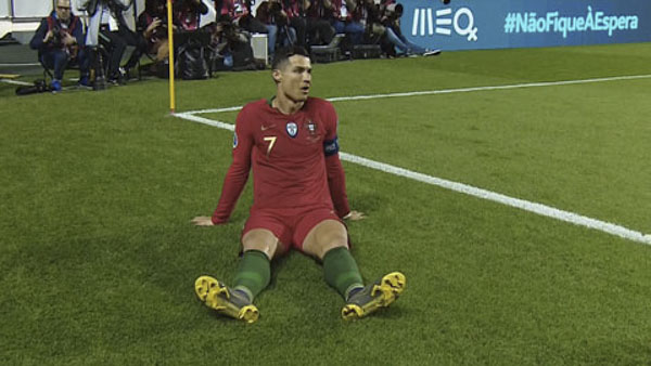 Khủng hoảng của Bồ Đào Nha trầm trọng hơn khi Ronaldo dính chấn thương?