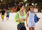 Những trang phục đi biển tiện dụng
