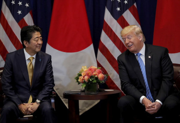 Thủ tướng Nhật Bản Shinzo Abe và Tổng thống Mỹ Donald Trump.