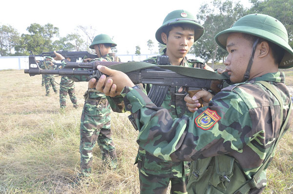 Huấn luyện chiến sĩ mới tại Đại đội huấn luyện thuộc Bộ Chỉ huy BĐBP tỉnh.