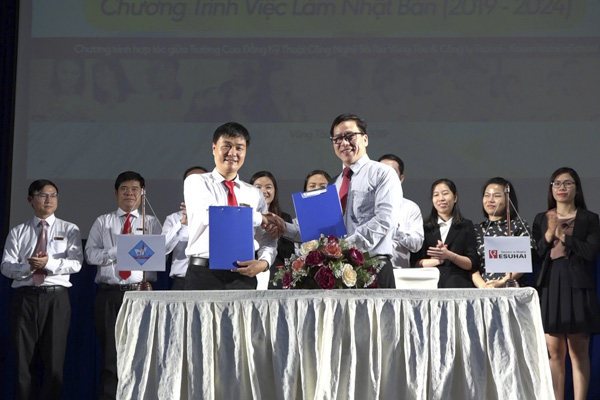 Trường CĐ Kỹ thuật Công nghệ BR-VT và công ty TNHH Esuhai tái ký kết hợp tác chương trình việc làm Nhật Bản.