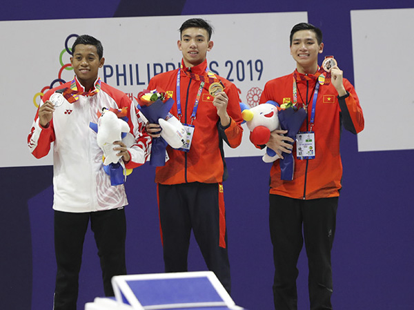 Huy Hoàng thi đấu xuất sắc và phá kỷ lục  của chính mình tại SEA Games 30.