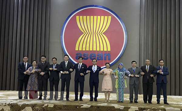 Đại diện các nước trong Ủy ban hợp tác chung ASEAN-Nhật Bản (AJJCC).