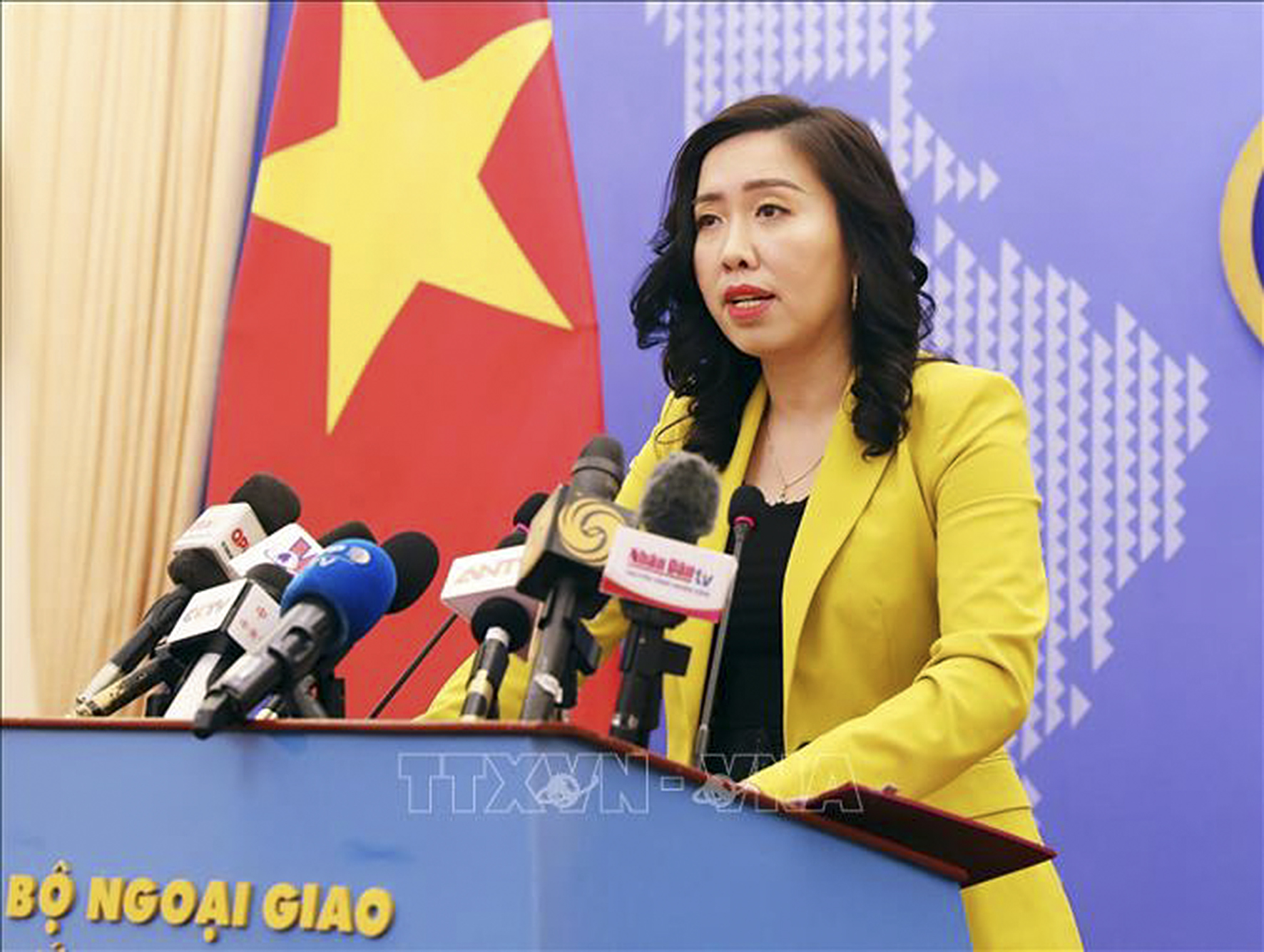 Người phát ngôn Bộ Ngoại giao Lê Thị Thu Hằng thông báo một số hoạt động đối ngoại của Việt Nam. Ảnh TTXVN