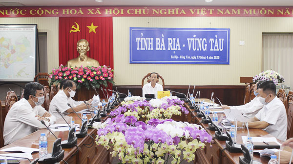 Ông Nguyễn Văn Thọ, Chủ tịch UBND tỉnh phát biểu kết luận cuộc họp.