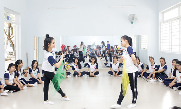 SV lớp Trung cấp MN, Trường CĐ Sư phạm BR-VT trong học phần  