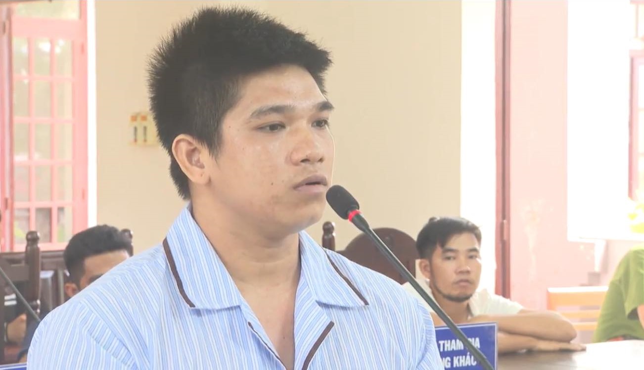 Bị cáo Hồ Văn Lượm tại phiên tòa.