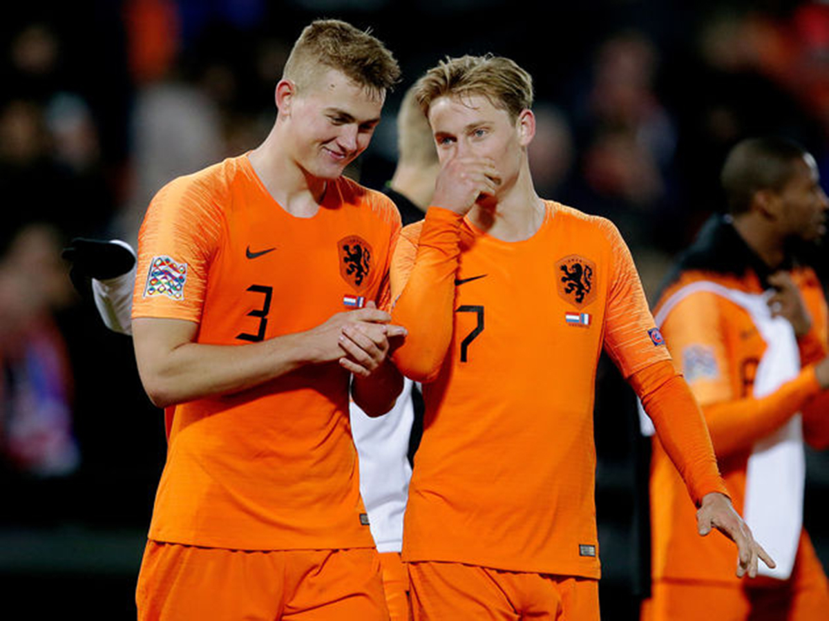 Đôi bạn thân De Ligt và De Jong sẽ sát cánh ở Nou Camp?