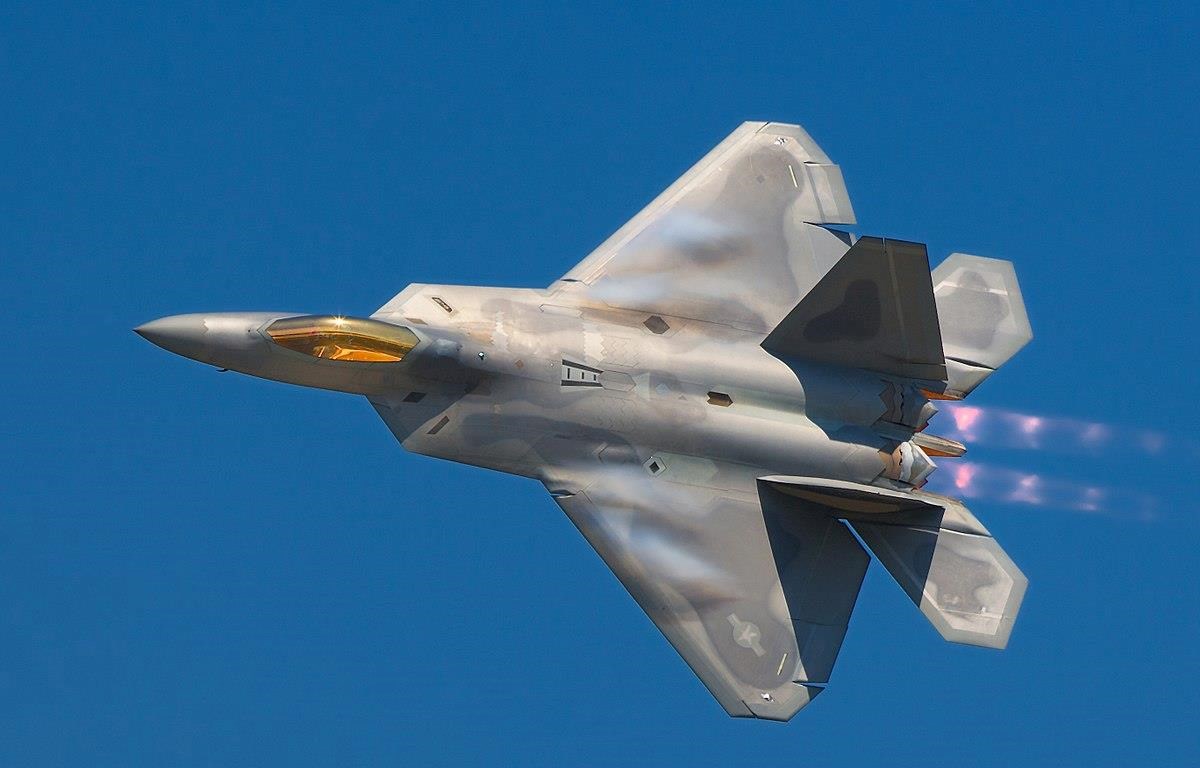 Mỹ chấp thuận bán máy bay chiến đấu tàng hình tối tân F-22 Raptor cho Israel.