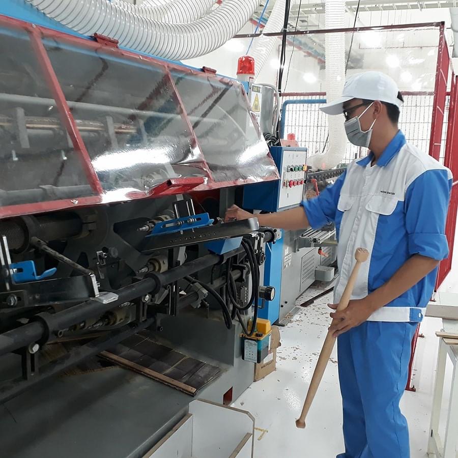 Sản xuất đồ nội thất tại Công ty TNHH Nitori  - một trong những DN Nhật Bản tại KCN chuyên sâu Phú Mỹ 3. 