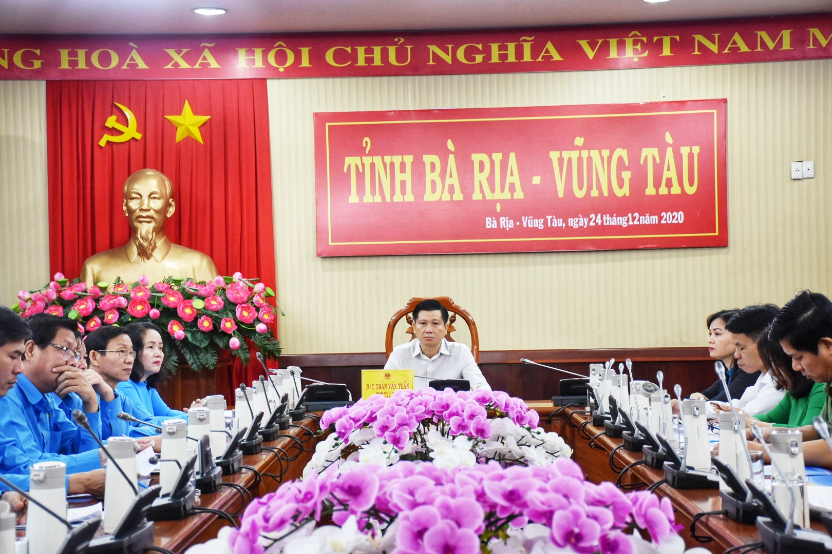 Ông Trần Văn Tuấn, Phó Chủ tịch UBND tỉnh tham dự hội nghị tại điểm cầu BR-VT.