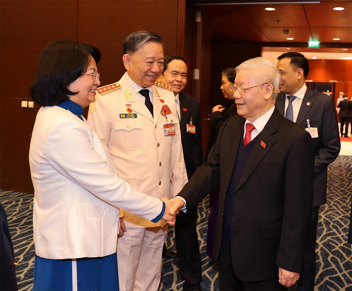 Tổng Bí thư, Chủ tịch nước Nguyễn Phú Trọng gặp gỡ các đại biểu dự phiên trù bị Đại hội Đại biểu toàn quốc lần thứ XIII của Đảng.