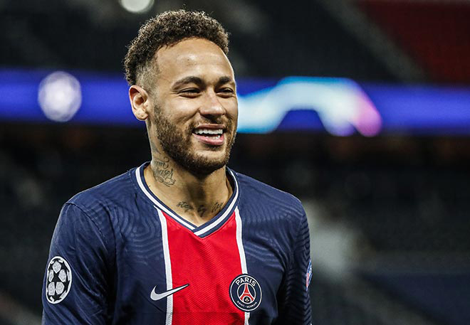 Neymar thích đánh bài chuyên nghiệp sau khi treo giày.