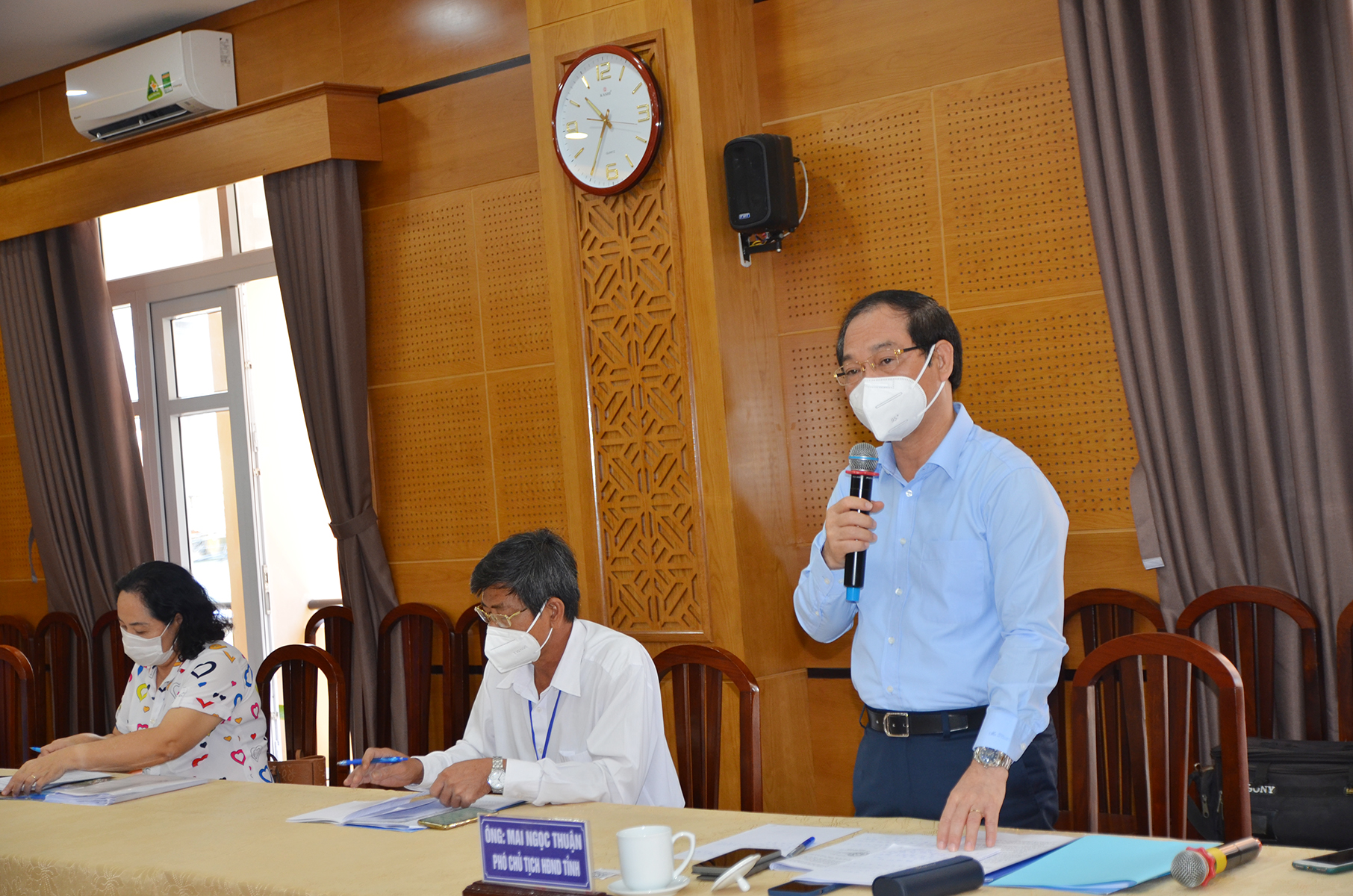 Ông Mai Ngọc Thuận phát biểu tại buổi làm việc. 