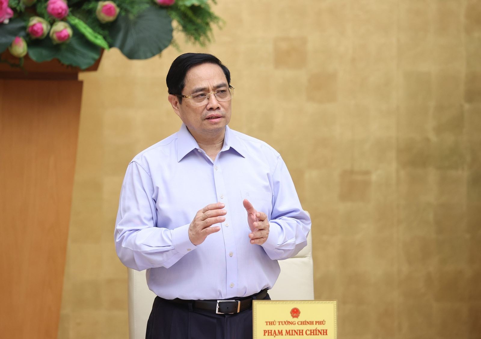 Thủ tướng Phạm Minh Chính yêu cầu tăng cường thực hiện phòng chống dịch COVID-19 trong kỳ nghỉ Lễ Quốc khánh 2/9. Ảnh: TTXVN.