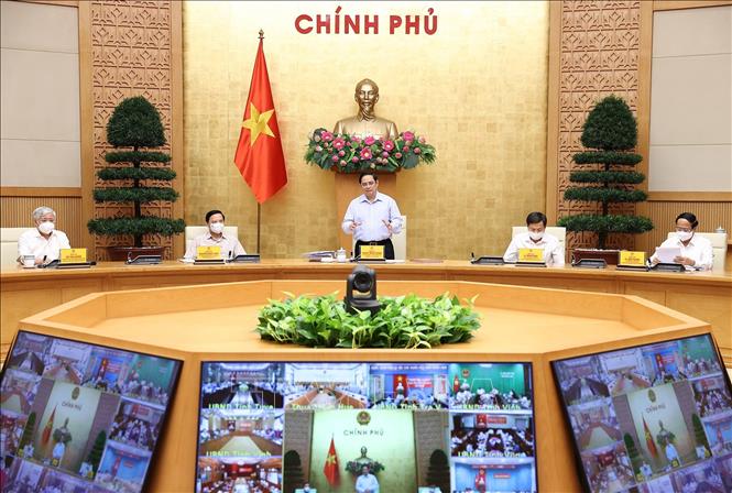 Thủ tướng Phạm Minh Chính, Trưởng Ban Chỉ đạo chủ trì làm việc trực tuyến với các địa phương và 9.043 xã, phường, thị trấn trên cả nước. Ảnh: TTXVN