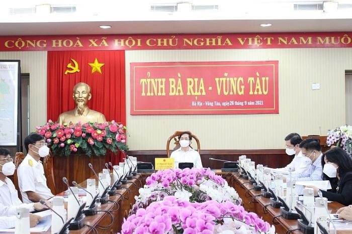 Ông Phạm Viết Thanh, Ủy viên Trung ương Đảng, Bí thư Tỉnh ủy, Chủ tịch HĐND tỉnh tham dự tại điểm cầu UBND tỉnh BR-VT.