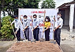 Khởi công xây nhà Đại đoàn kết cho bà Trần Thị Nhị ở xã Tân Hải