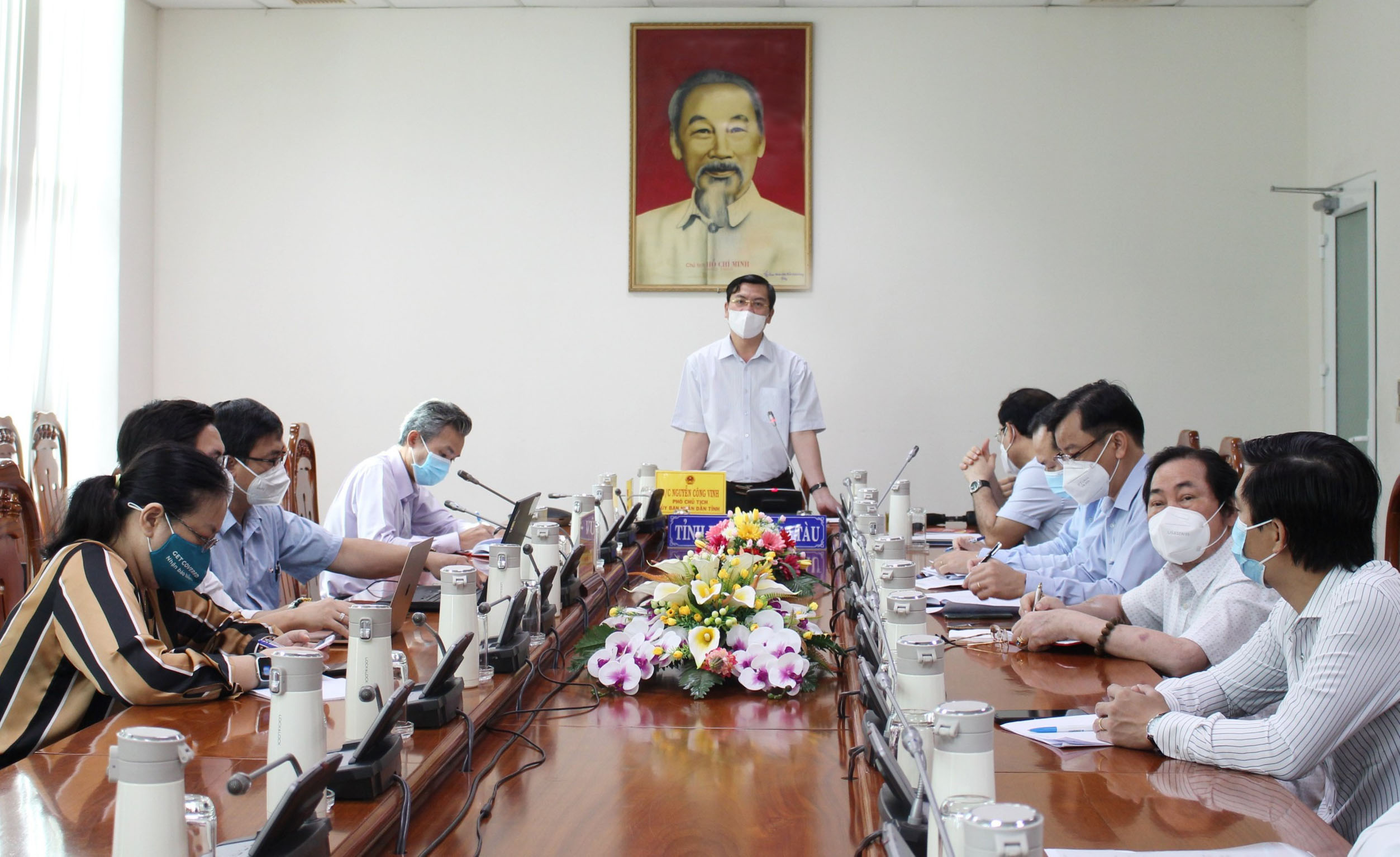 Ông Nguyễn Công Vinh, Phó Chủ tịch tỉnh phát biểu khai mạc hội nghị.