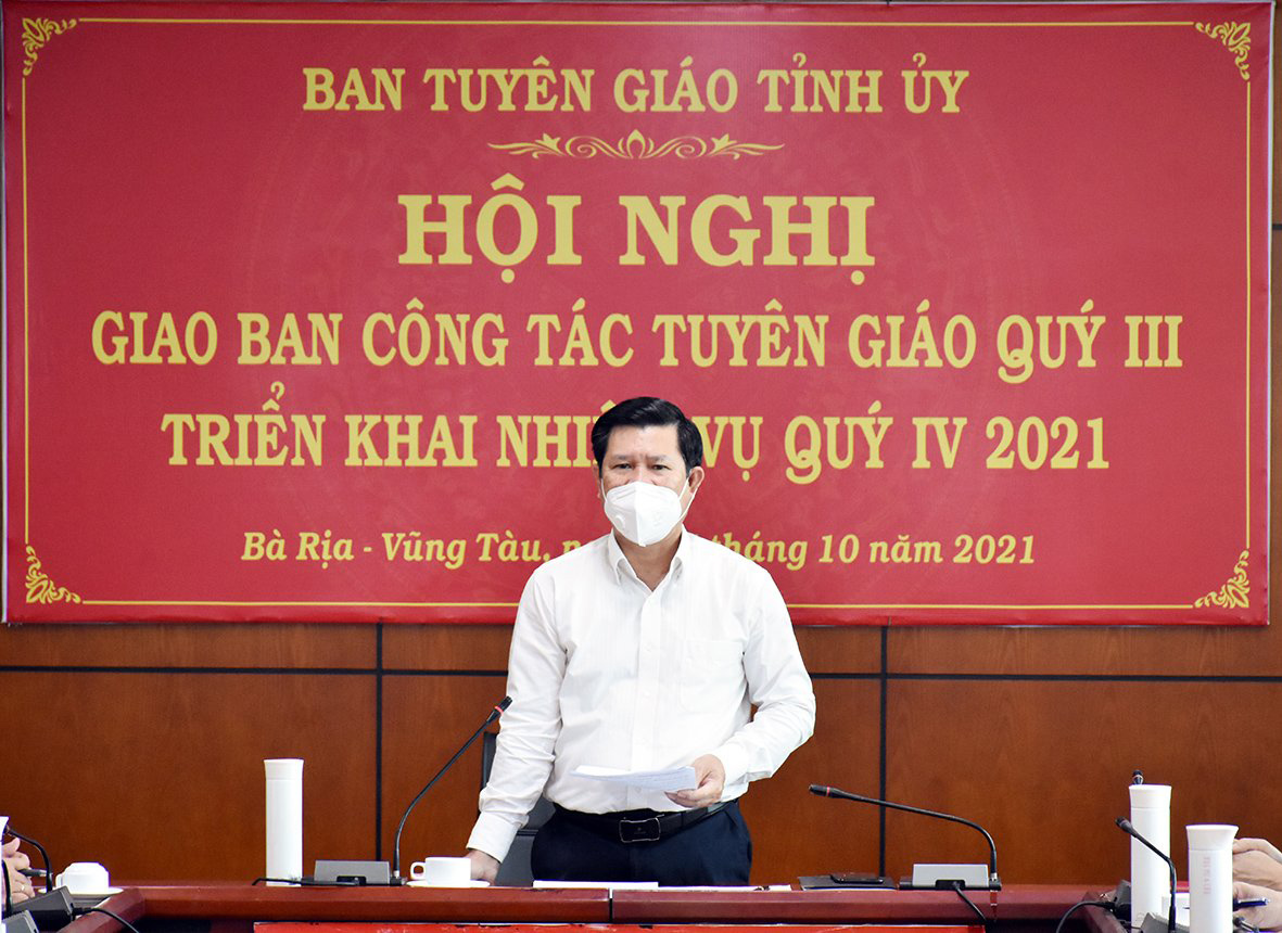 Ông Nguyễn Văn Xinh, Ủy viên Ban Thường vụ Tỉnh ủy, Trưởng Ban Tuyên giáo Tỉnh ủy phát biểu kết luận Hội nghị.